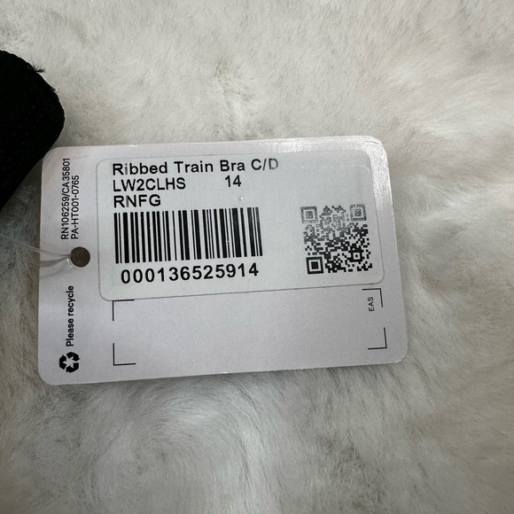 Lululemon Women's green Sports Bra - Picture 7 of 7